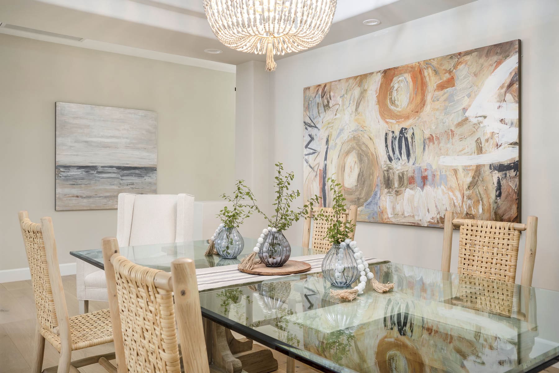 Dining interior design project 4 by Design Vision Studio, Coachella Valley
