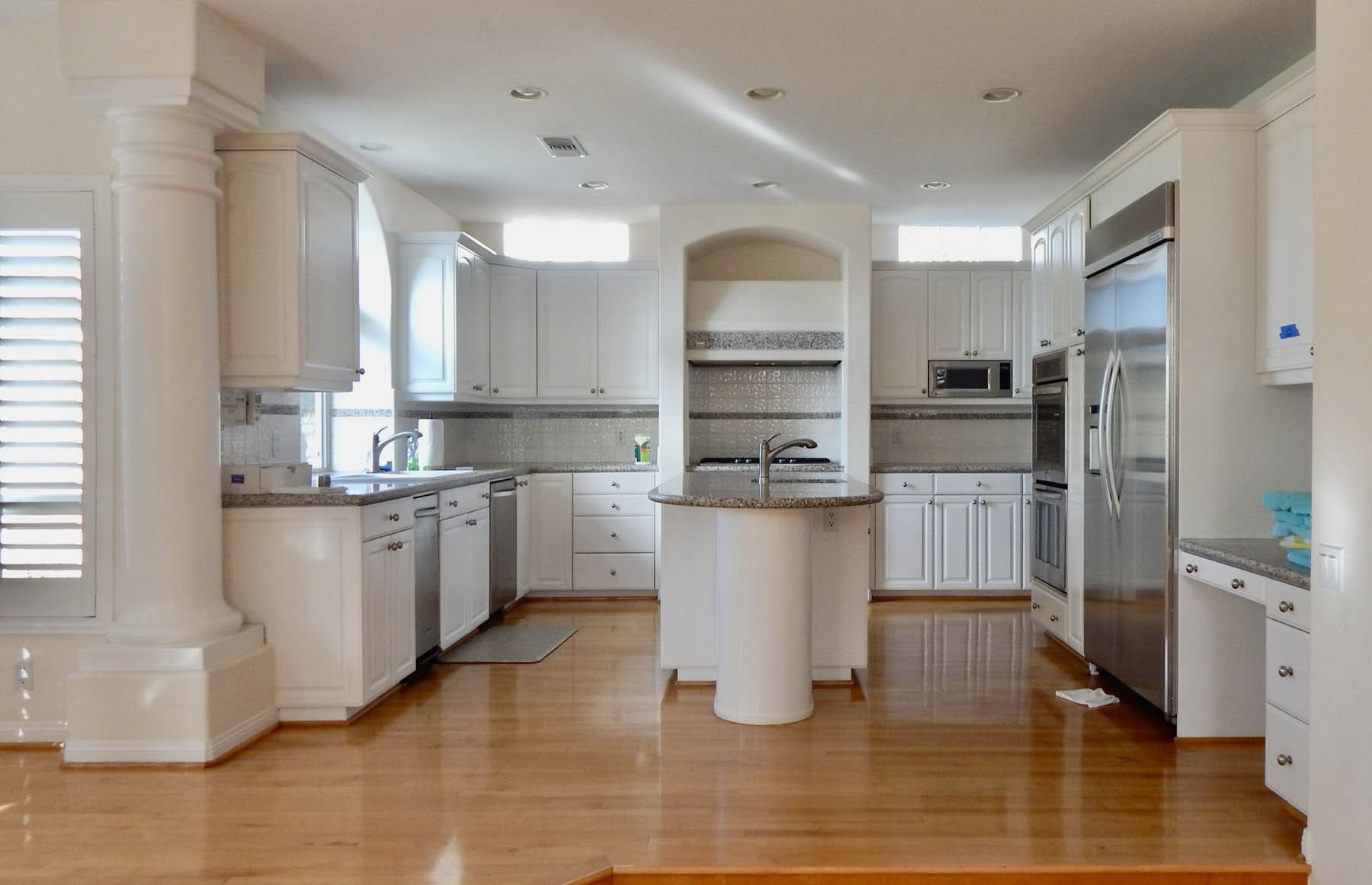 Before & After interior design project 20 by Design Vision Studio, Coachella Valley