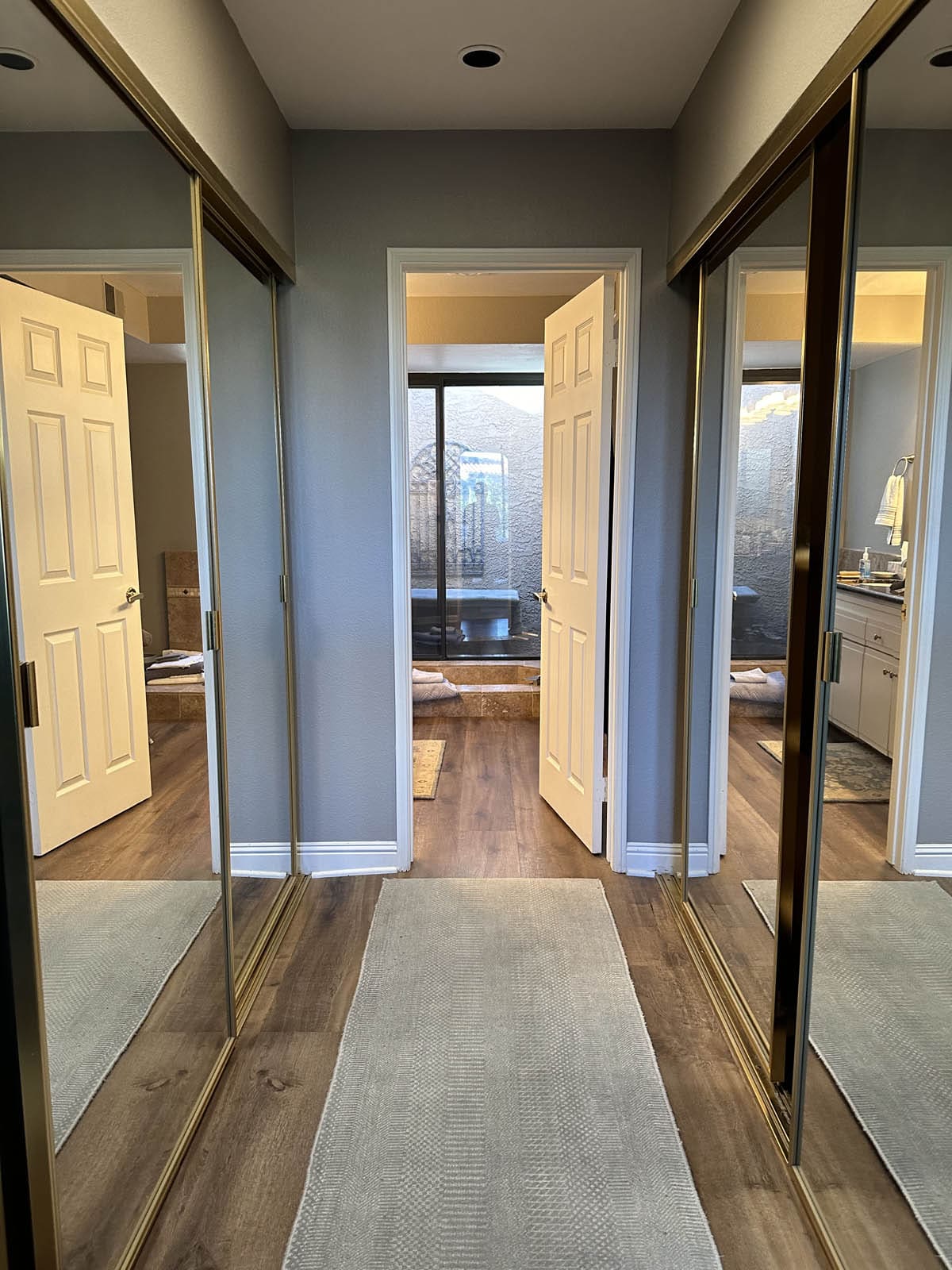 Before & After interior design project 125 by Design Vision Studio, Coachella Valley