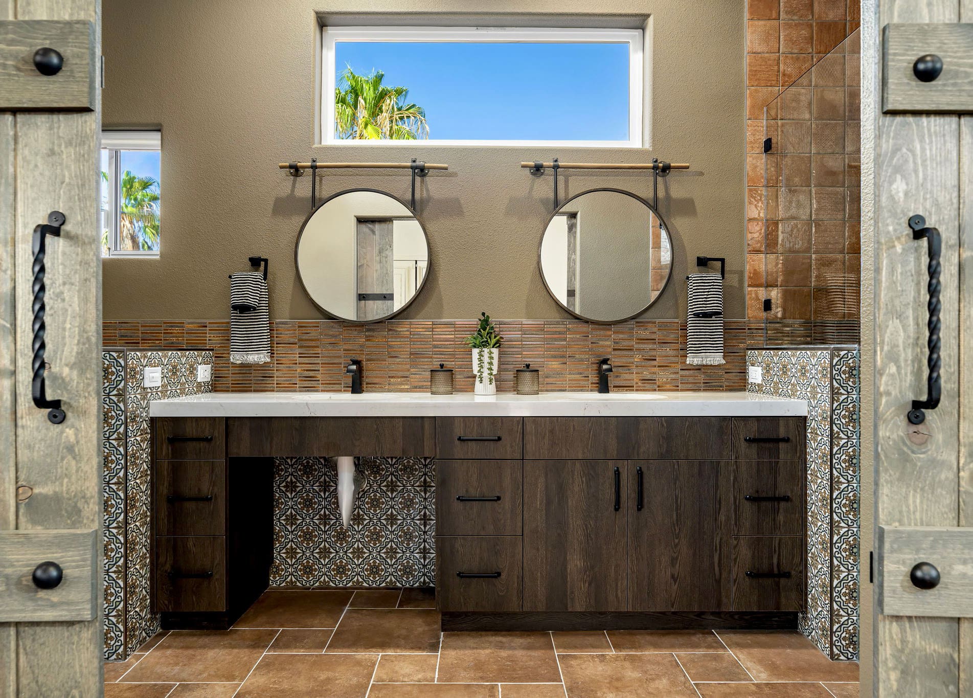 Before & After interior design project 37 by Design Vision Studio, Coachella Valley