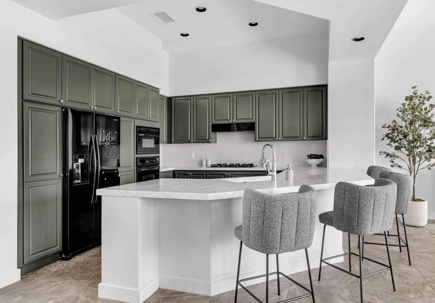 Before & After interior design project 7 by Design Vision Studio, Coachella Valley