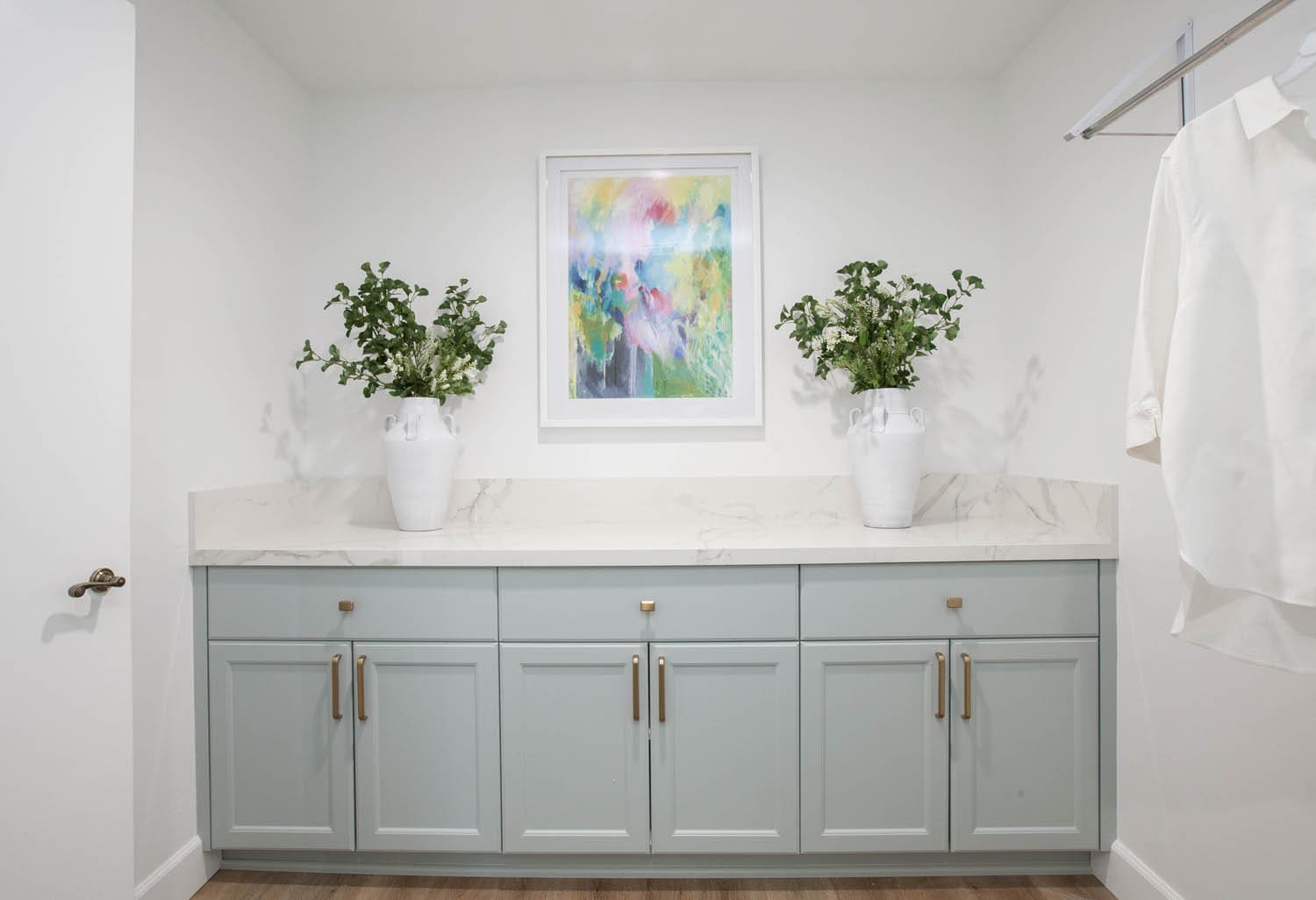 Before & After interior design project 88 by Design Vision Studio, Coachella Valley