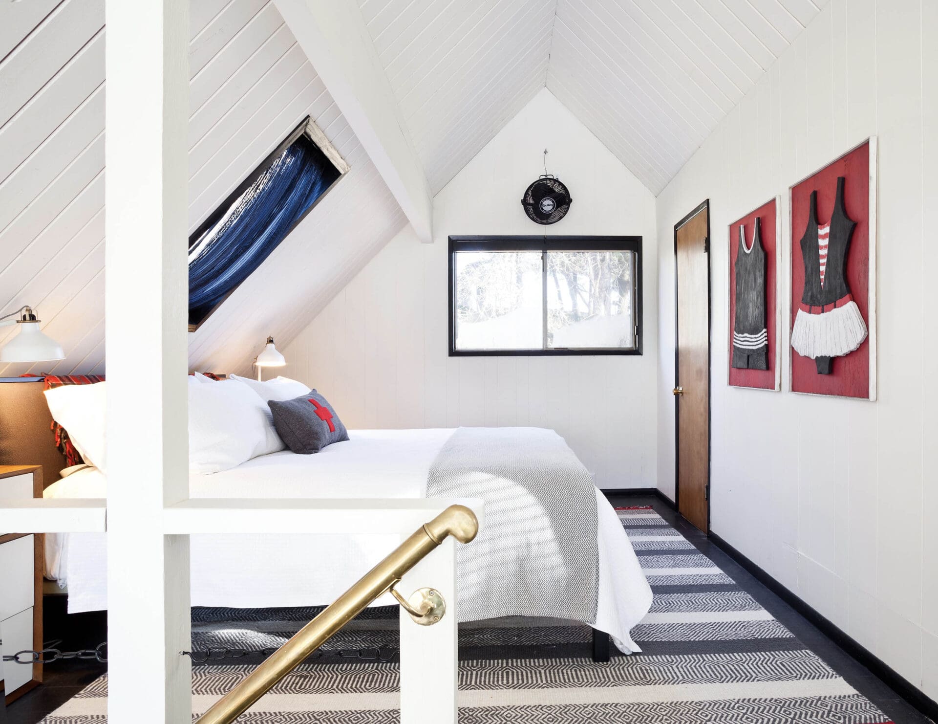 Bedrooms interior design project 9 by Design Vision Studio, Coachella Valley