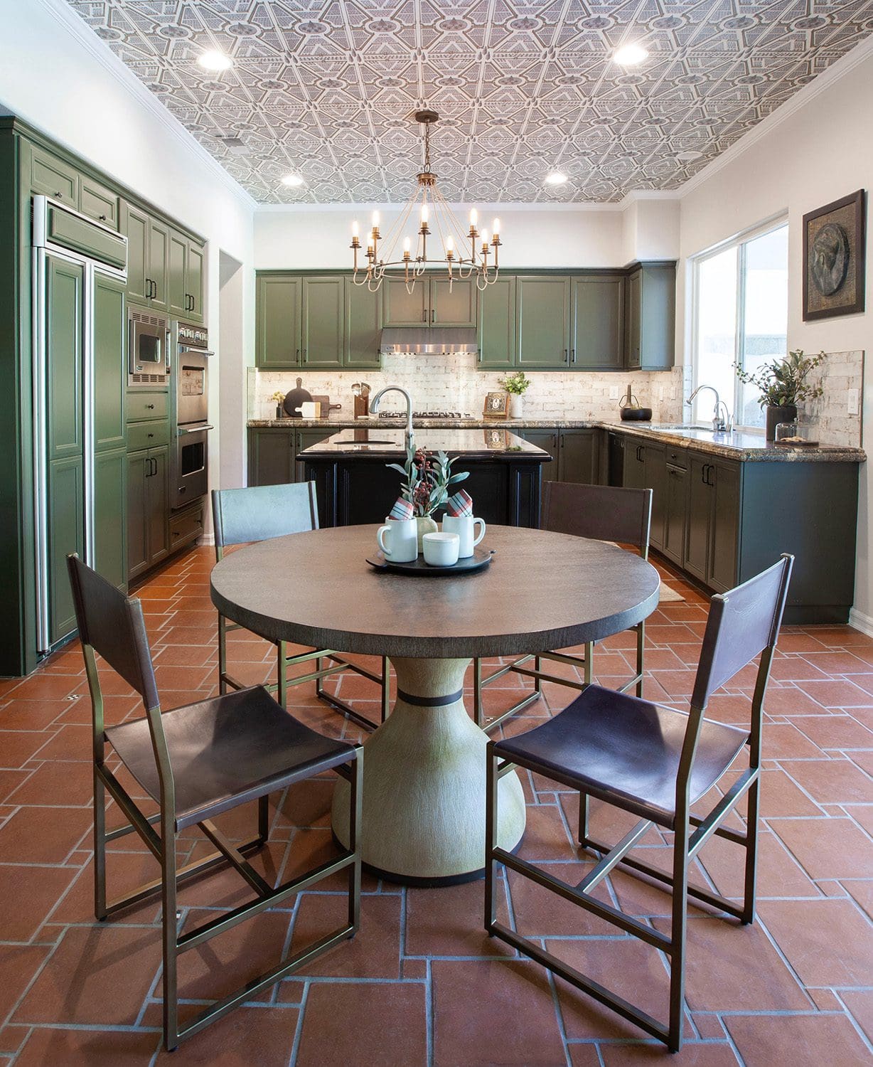 Kitchens interior design project 12 by Design Vision Studio, Coachella Valley