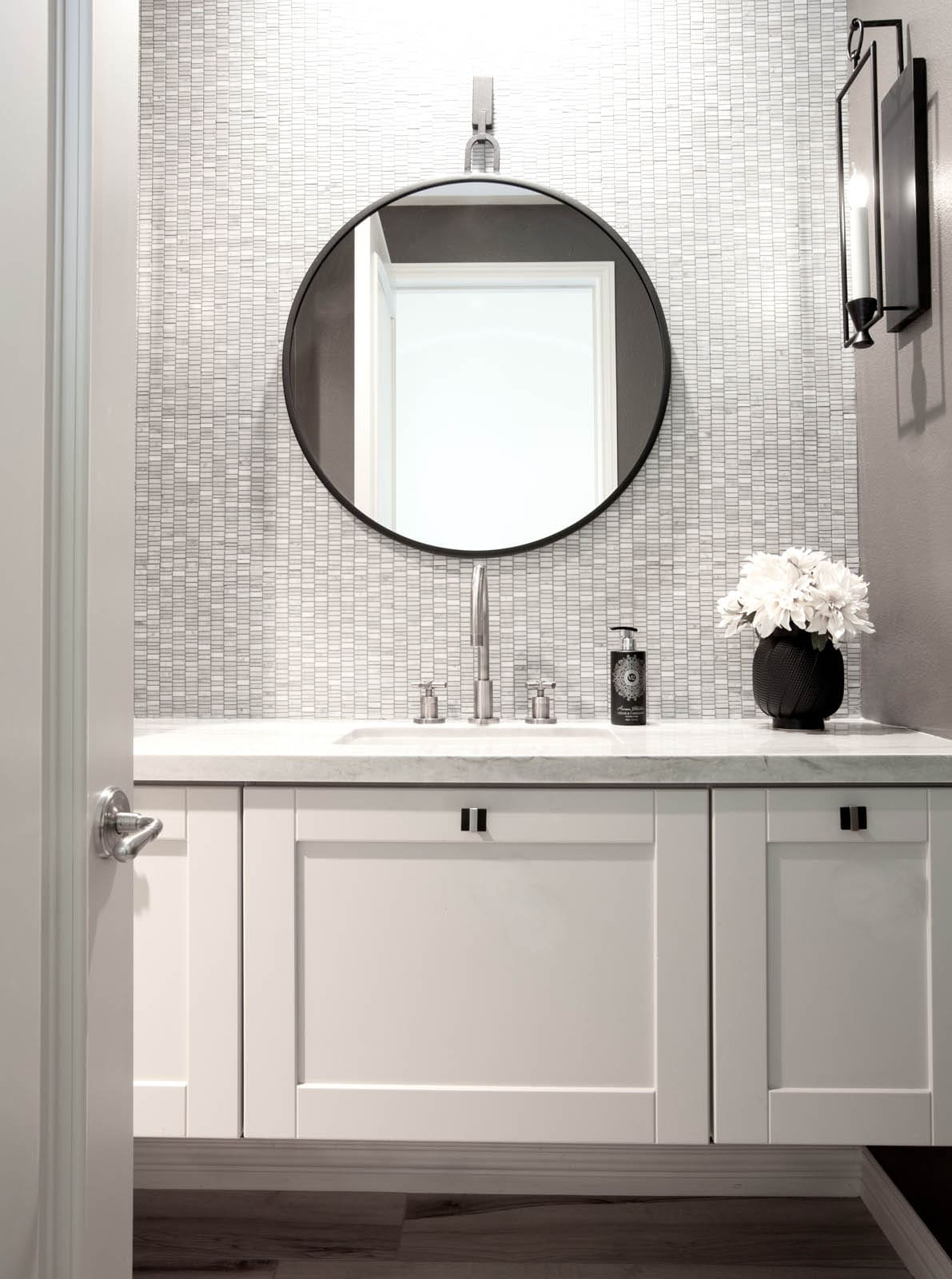 Bathrooms interior design project 25 by Design Vision Studio, Coachella Valley