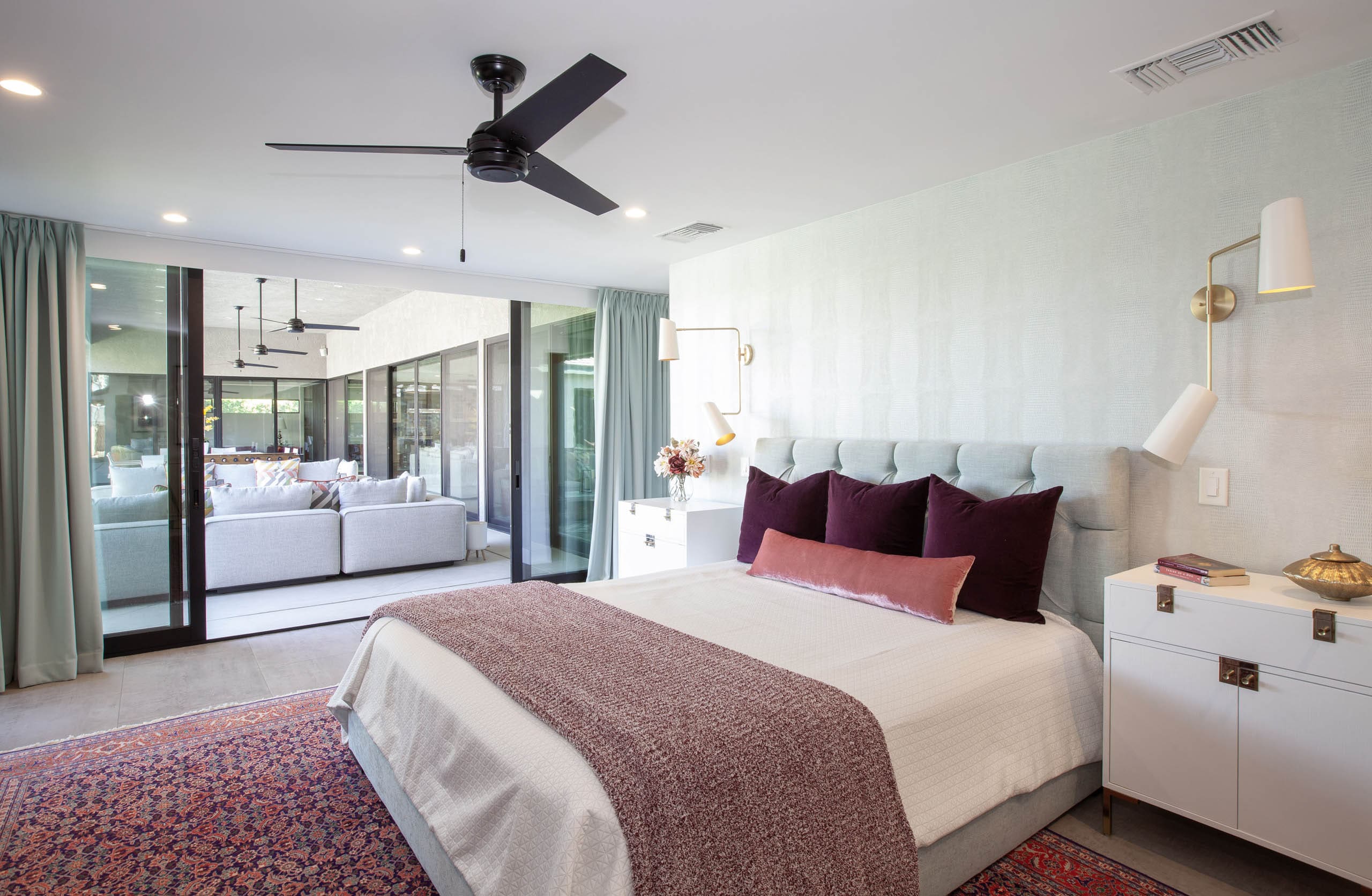 Bedrooms interior design project 17 by Design Vision Studio, Coachella Valley