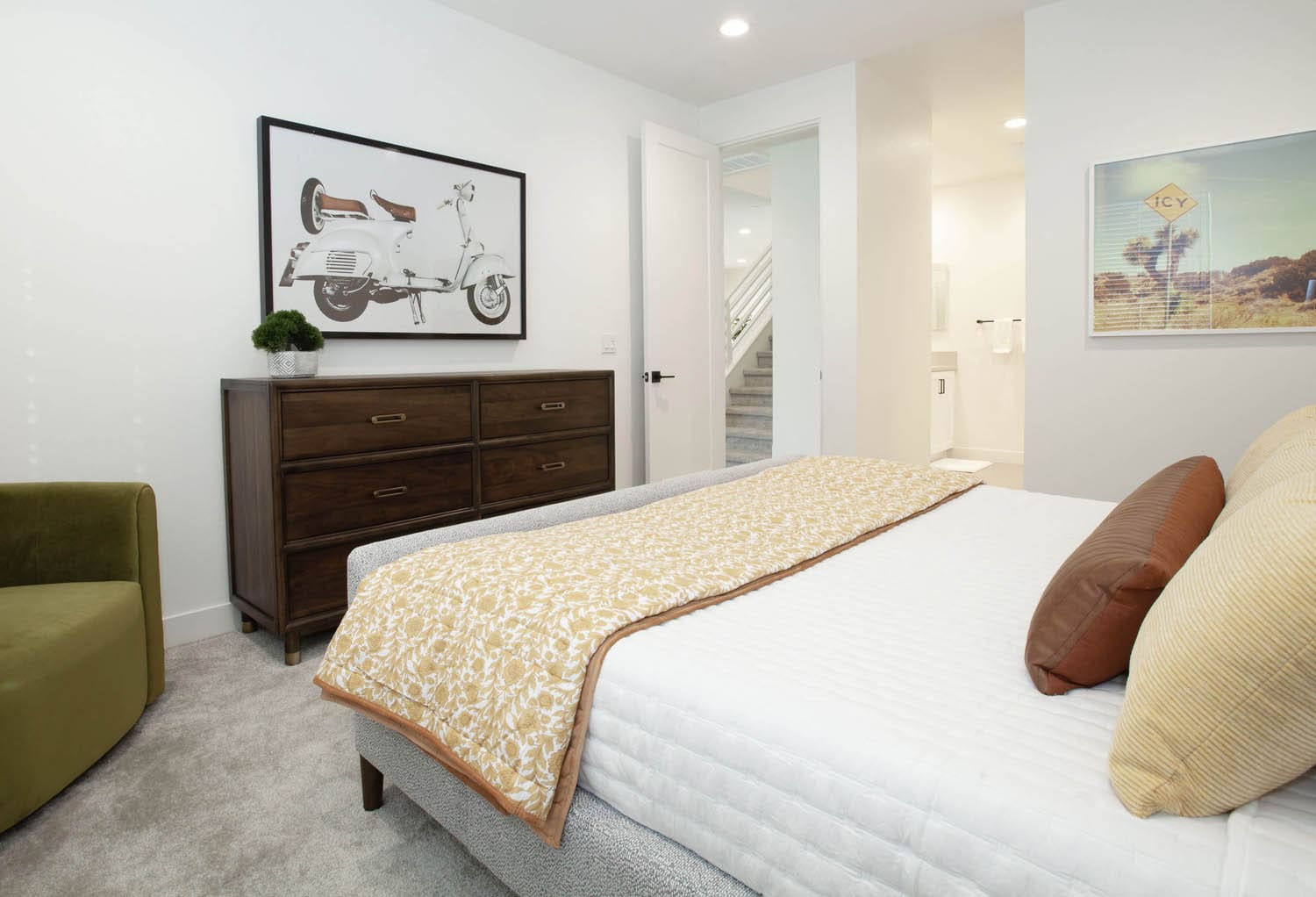 Vacation Rentals interior design project 24 by Design Vision Studio, Coachella Valley