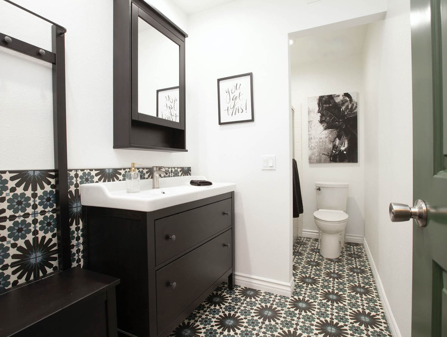 Vacation Rentals interior design project 29 by Design Vision Studio, Coachella Valley