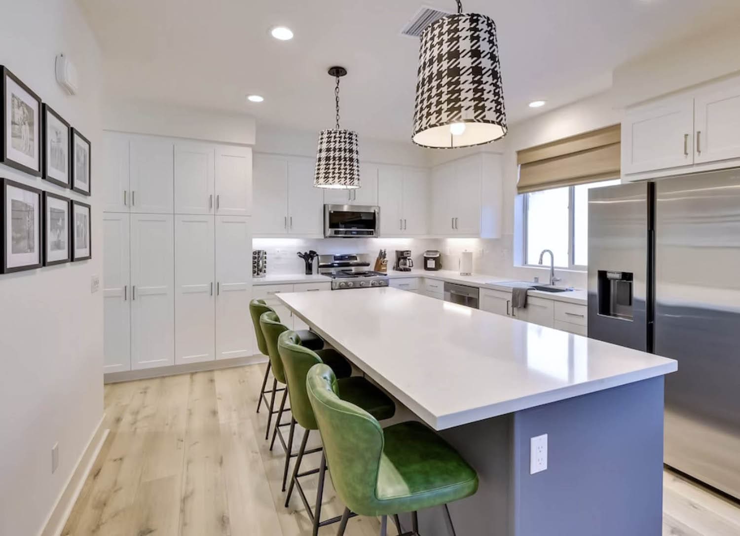 Vacation Rentals interior design project 43 by Design Vision Studio, Coachella Valley